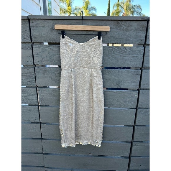 ASTR the Label Two‎ Way Flippy Gold Sequin Mini Dress w/ Spaghetti Straps sz XS - Picture 3 of 9